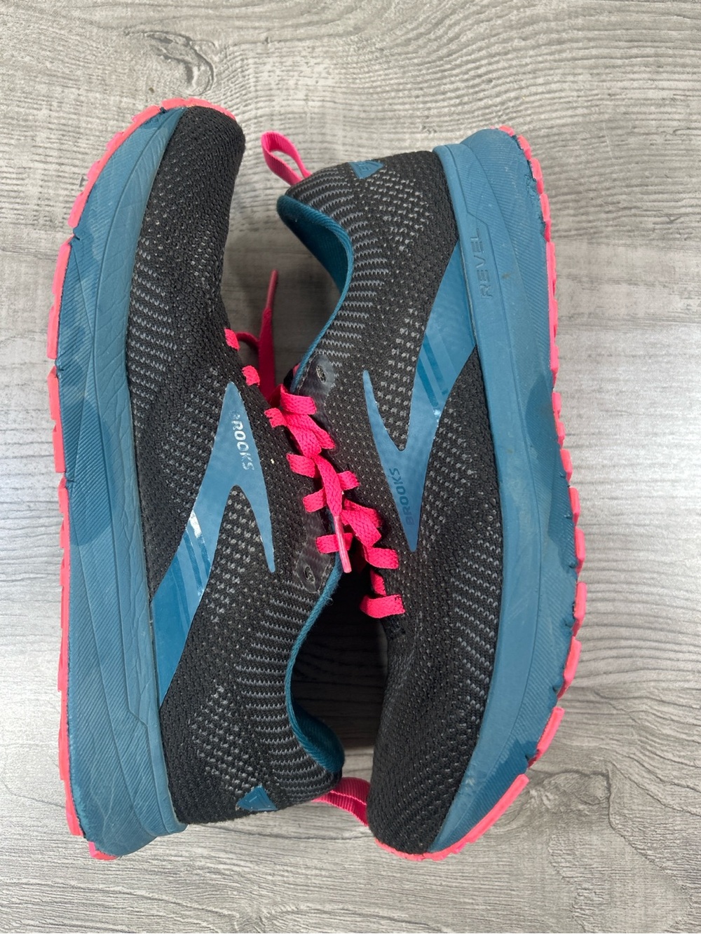 Brooks Revel Women's Black Blue Running Shoes with Pink Accents Size 8.5 - Picture 6 of 9